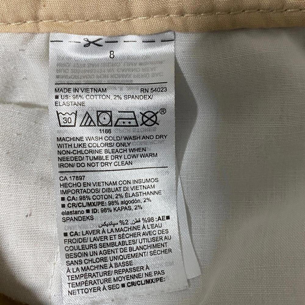 Old Navy Tan Khaki Women's Shorts Size 8 - Picture 4 of 4